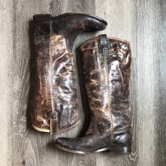 FRYE - Picture 8 of 16